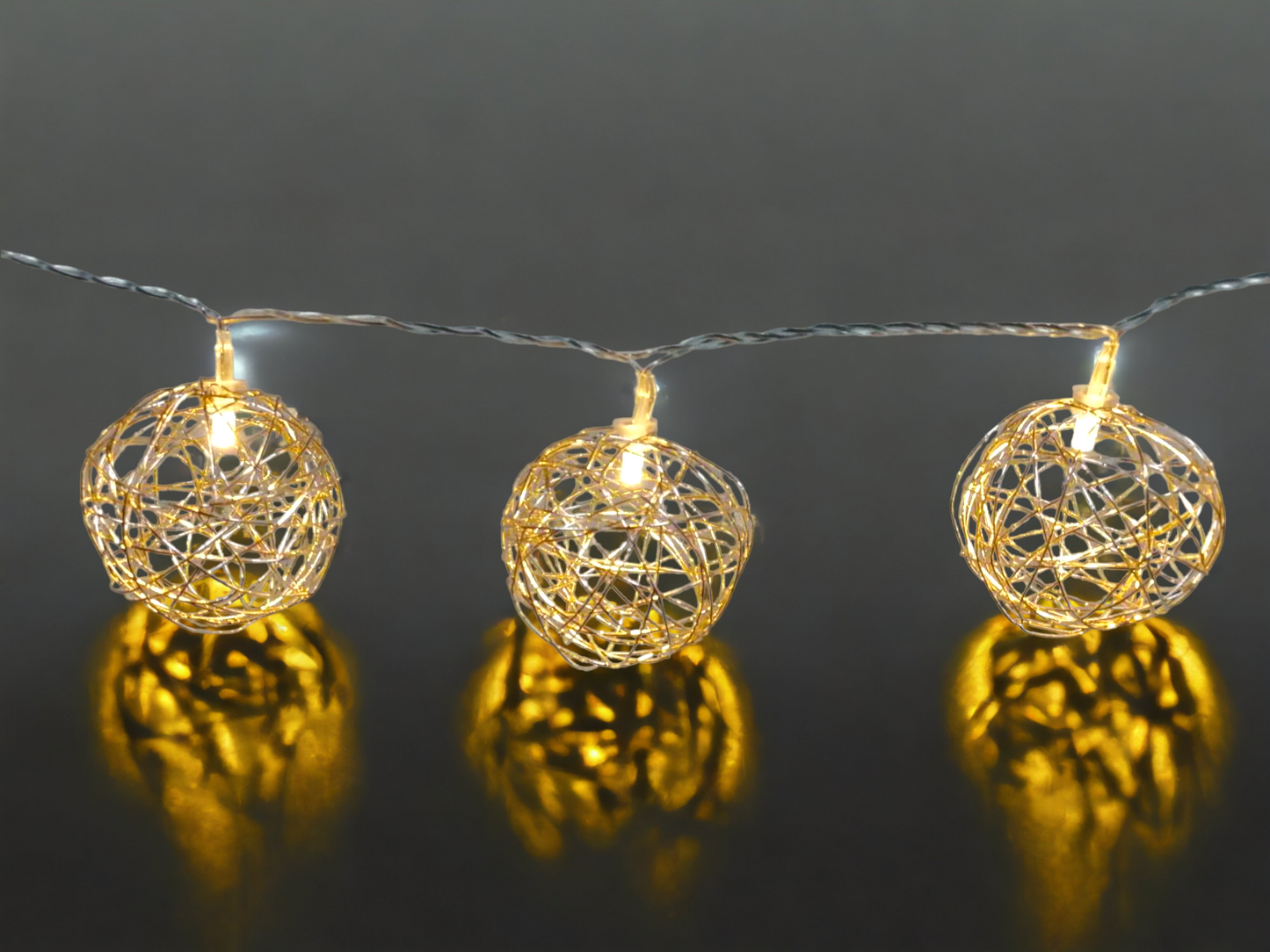 Warm White Wire Balls String Lights